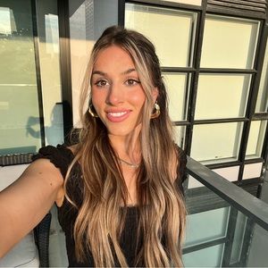 Meet your Posher, Brittany